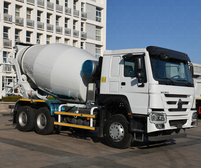Camion malaxeur à béton SINOTRUK HOWO pour le marché africain